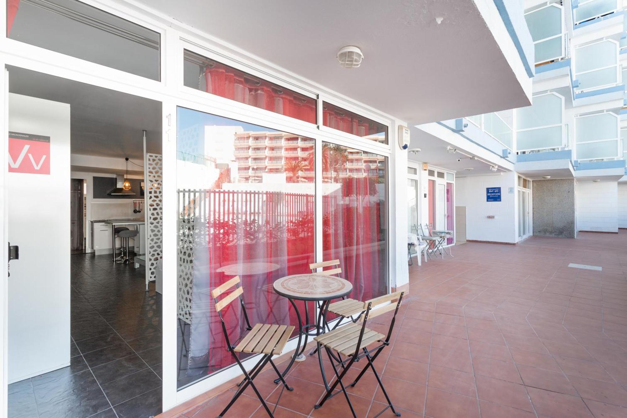 Estudio Yumbo Playa Del Ingles San Bartolomé Exterior photo